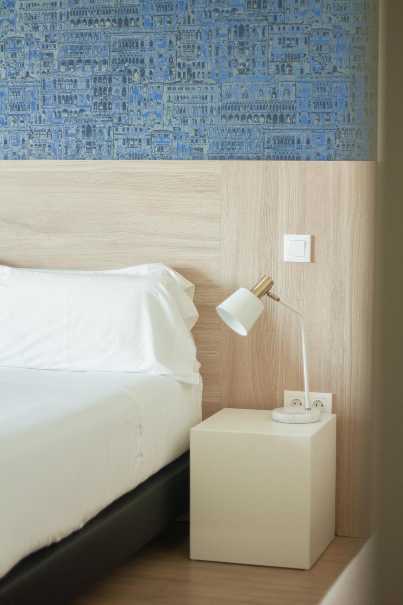 Room Select Porto Suites Exterior photo